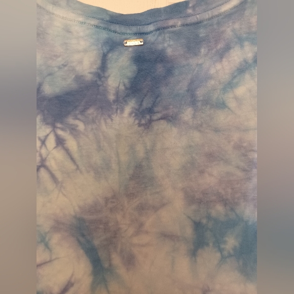 Dress - Picture 2 of 9